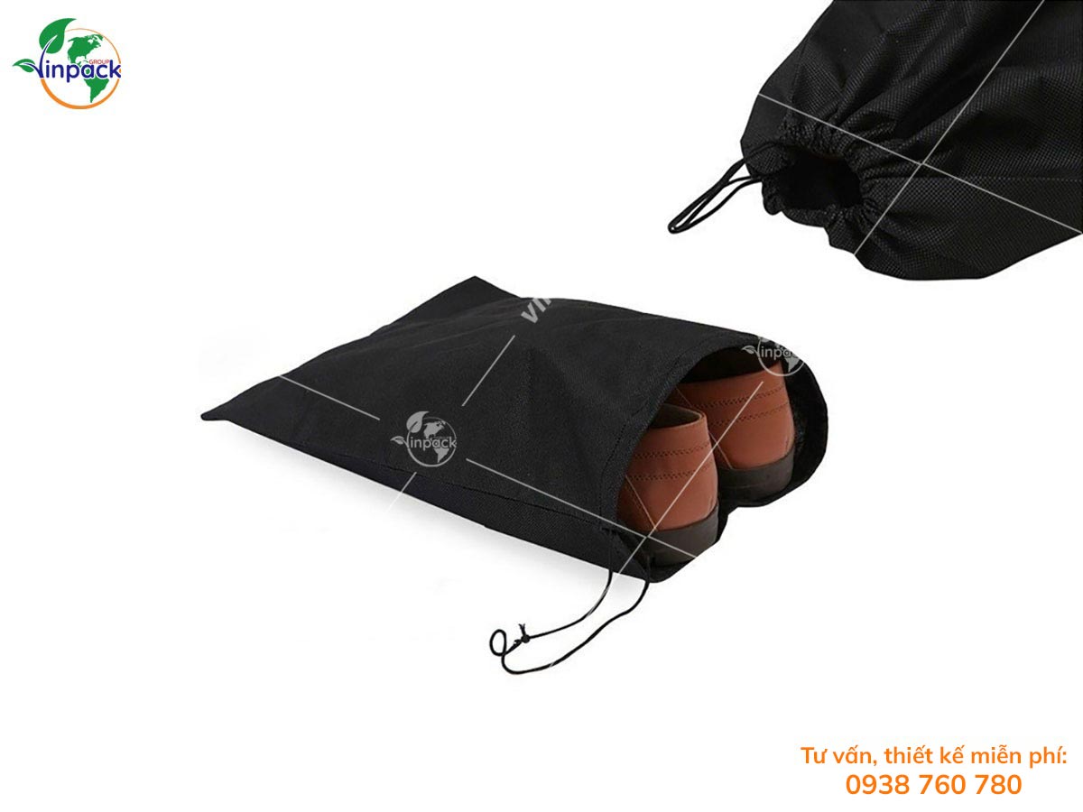 Non-woven shoe bag