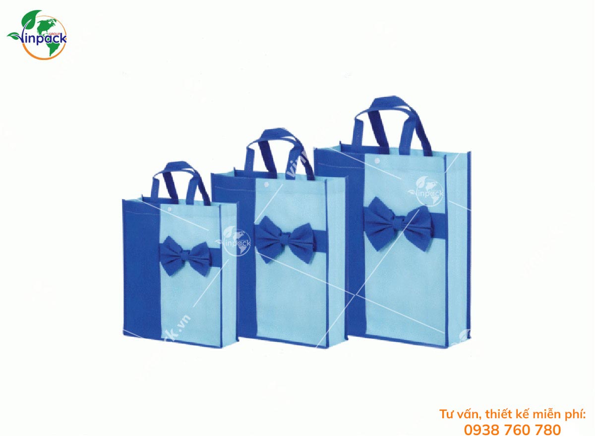 Non-woven gift bags