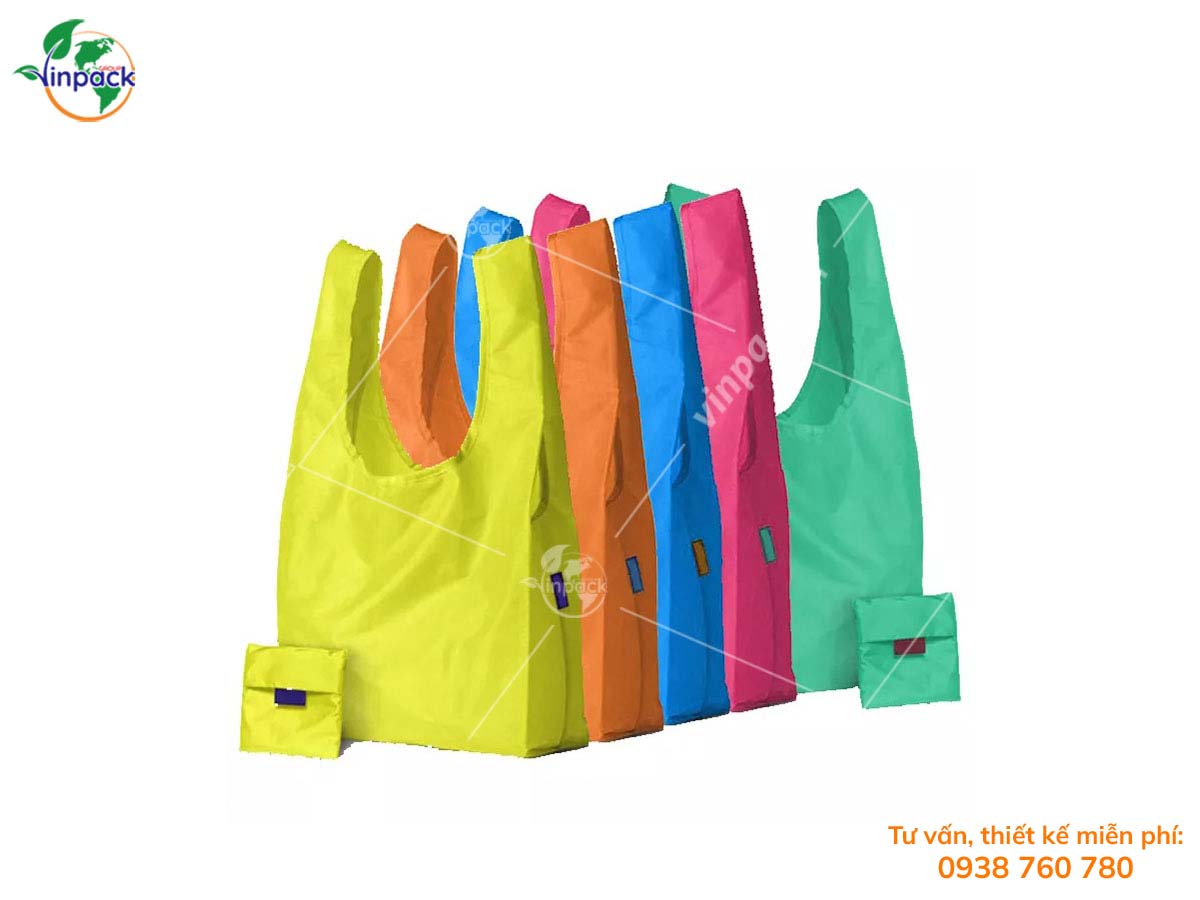 Foldable parachute bag