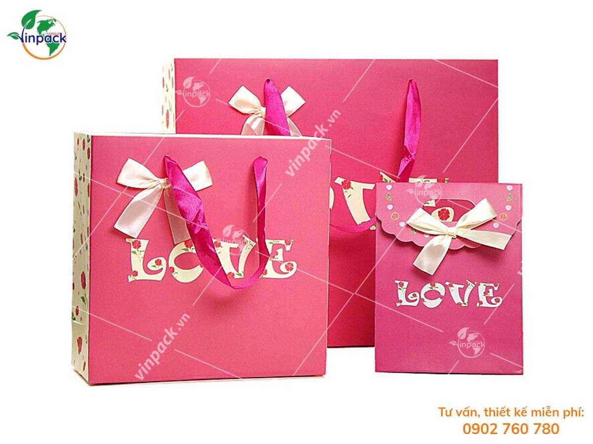 Túi giấy đựng quà valentine