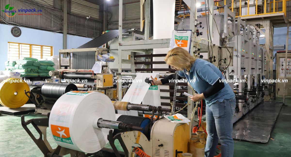 Xưởng sản xuất túi hột xoài PP của Vinpack