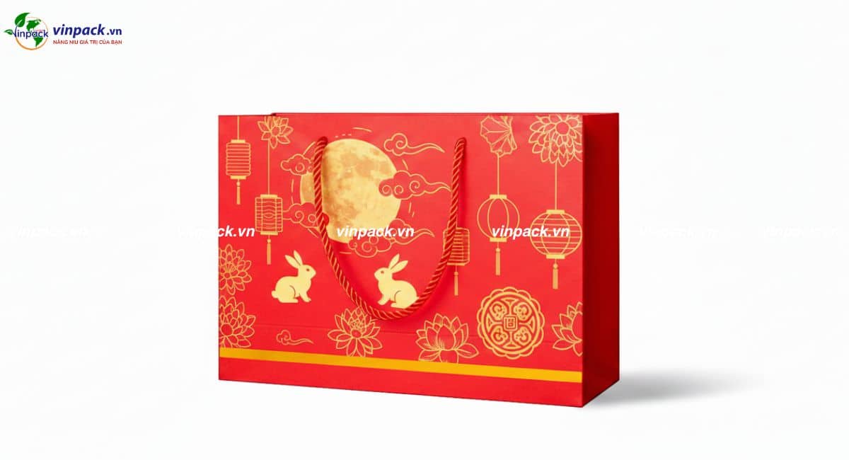 Túi giấy đựng bánh trung thu màu đỏ ép kim sang trọng
