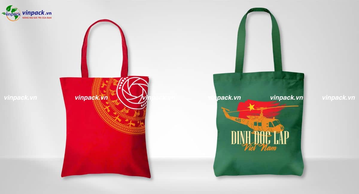Mẫu túi vải canvas xanh đỏ Ngày Giải phóng Miền Nam