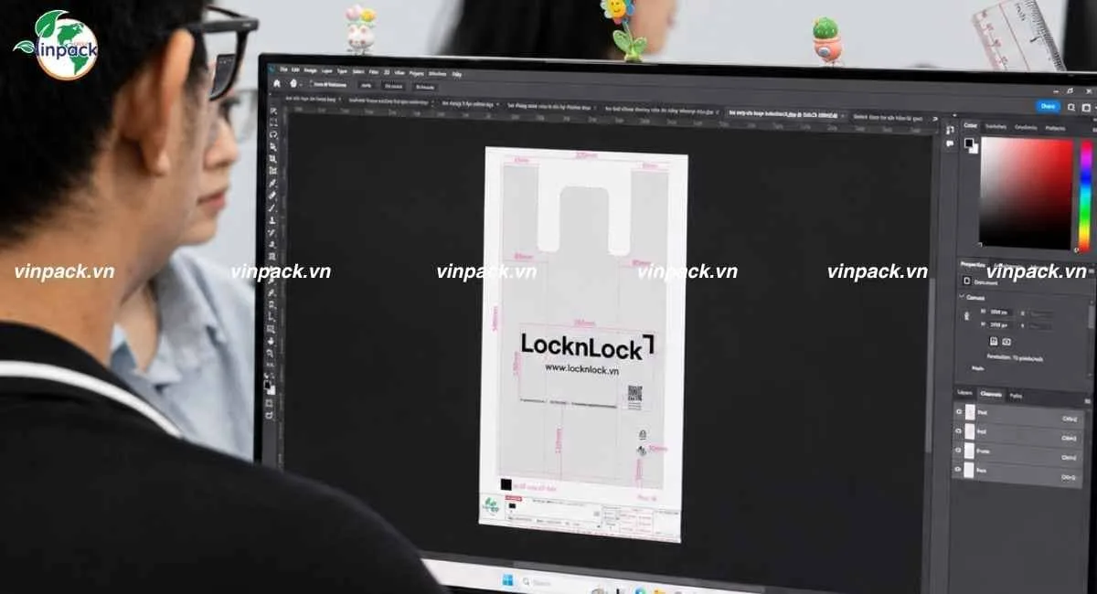 Thiết kế túi 2 quai tự hủy LocknLock