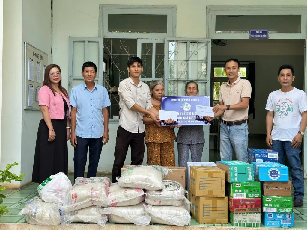 VINPACK – HÀNH TRÌNH LAN TỎA YÊU THƯƠNG