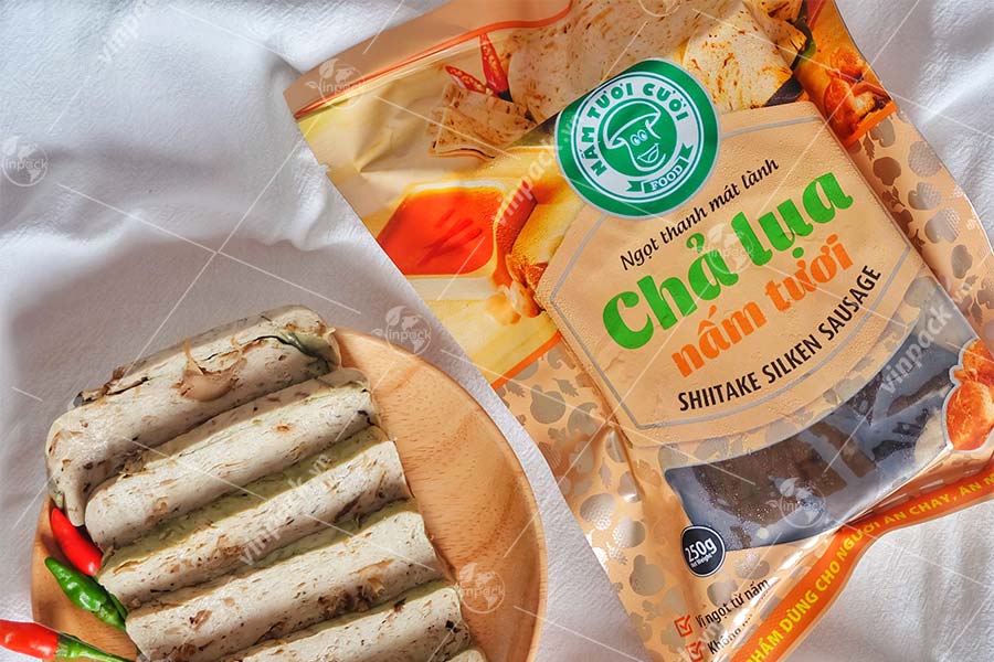 In bao bì chả cá nhiều màu sắc, phổ biến hiện nay