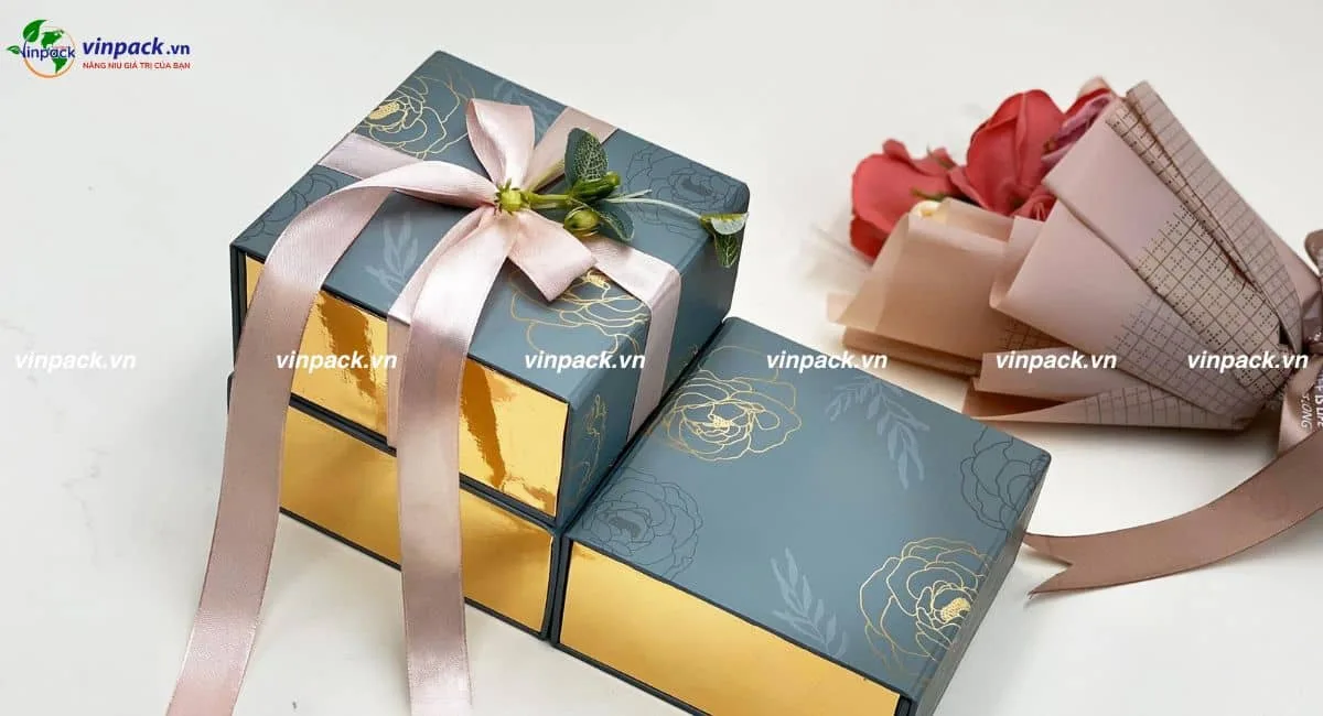 Hộp giấy đựng quà 8/3 cho phái nữ