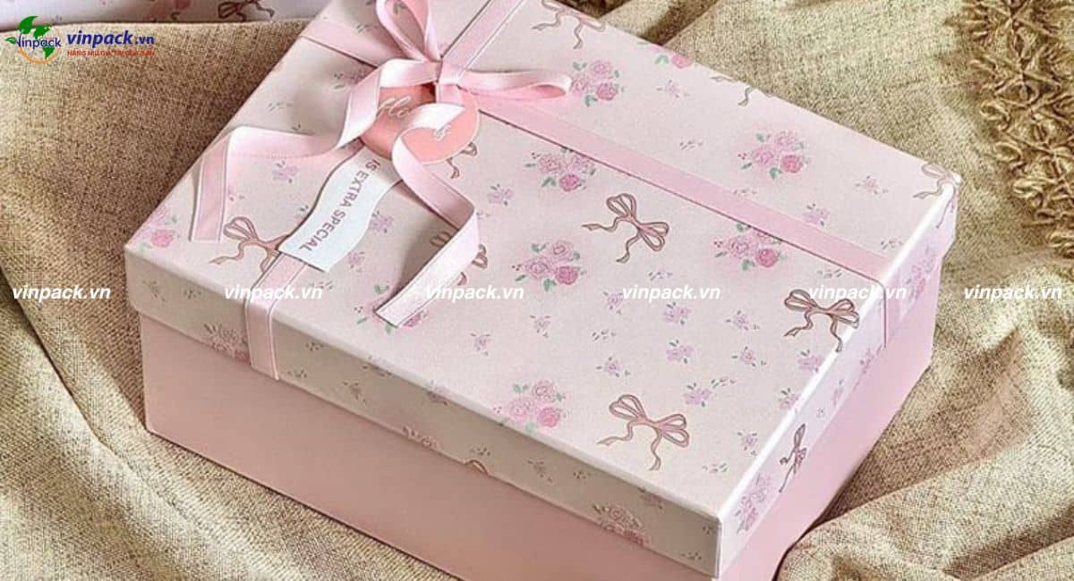 hộp giấy nắp rời đựng quà 8/3