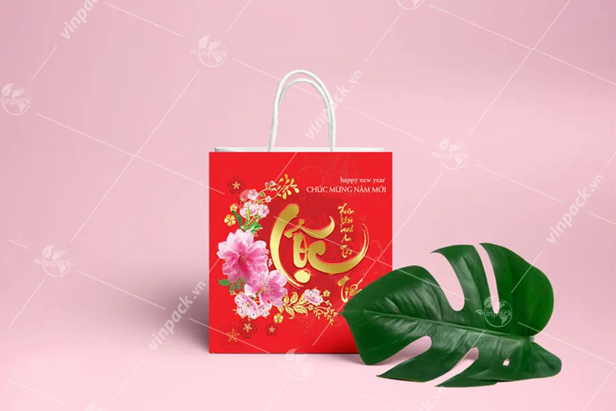 Nội dung in ấn màu túi giấy đựng lịch sắc sảo sáng tươi