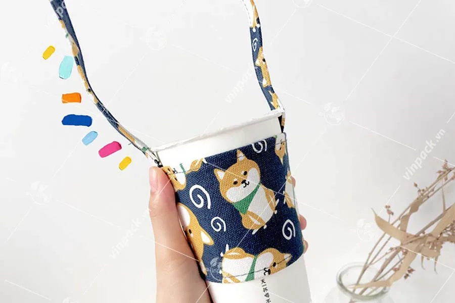 Quai vải bố đựng ly làm chiếc ly của bạn trở nên thú vị hơn