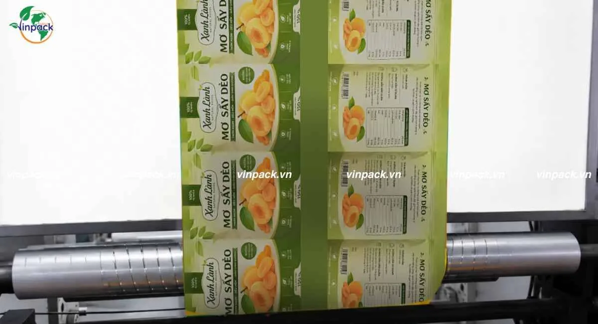 Bao bì mơ sấy in trục đồng tại nhà xưởng Vinpack