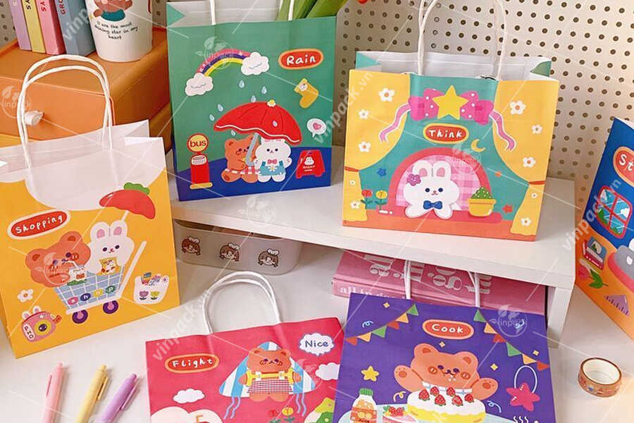 Tính đa dụng của túi giấy đựng quà quốc tế thiếu nhi