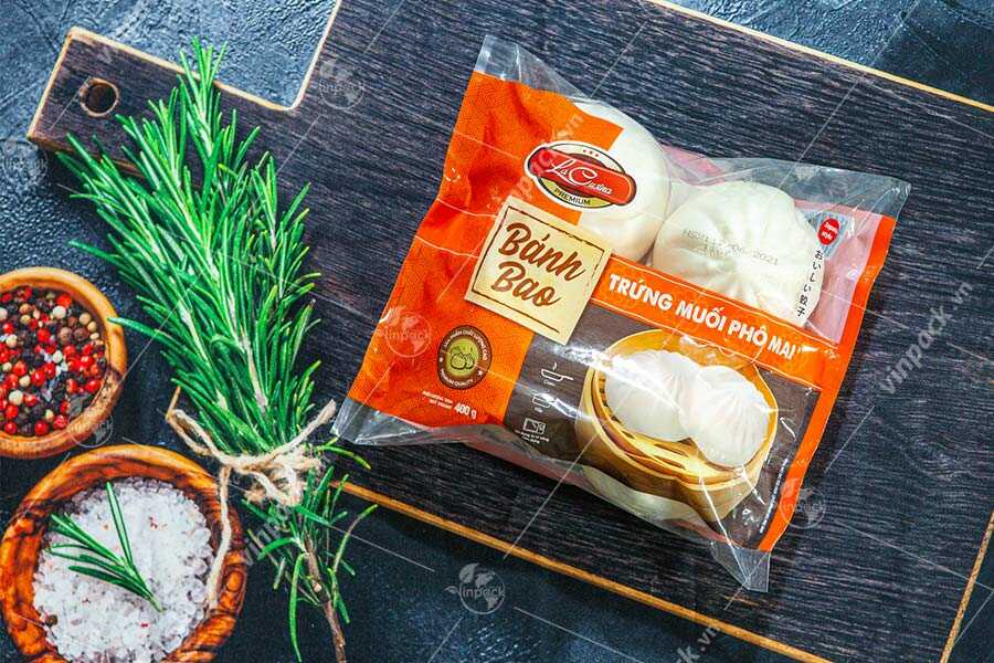Túi bánh bao đông lạnh in thông tin sản phẩm và thương hiệu