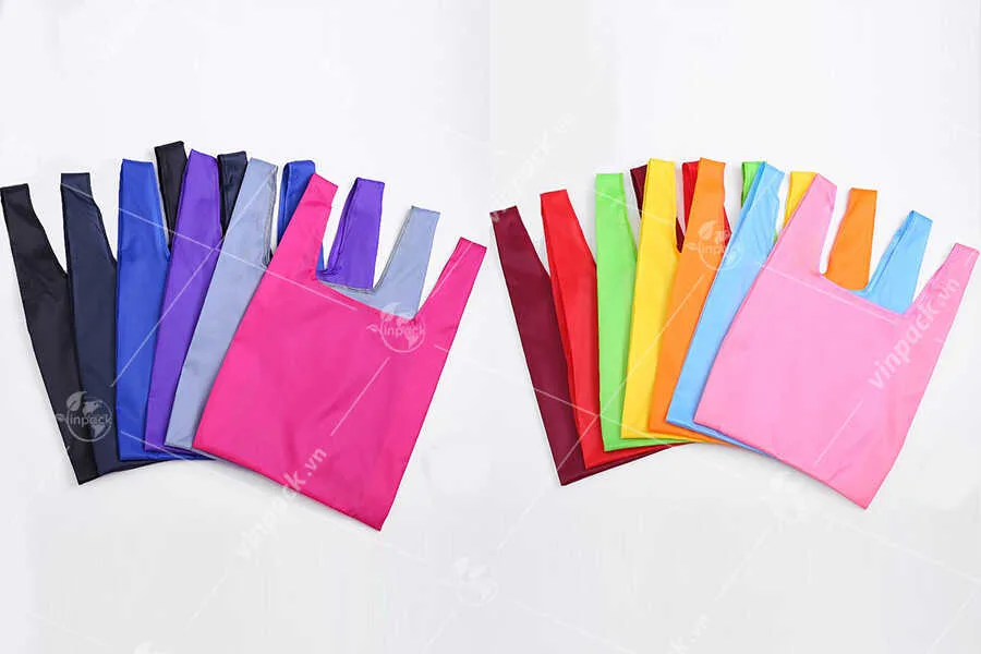 Túi T shirt vải dù với đủ màu sắc và kích thước theo sở thích và nhu cầu của khách hàng túi t-shirt vải dù, tui t shirt vai du