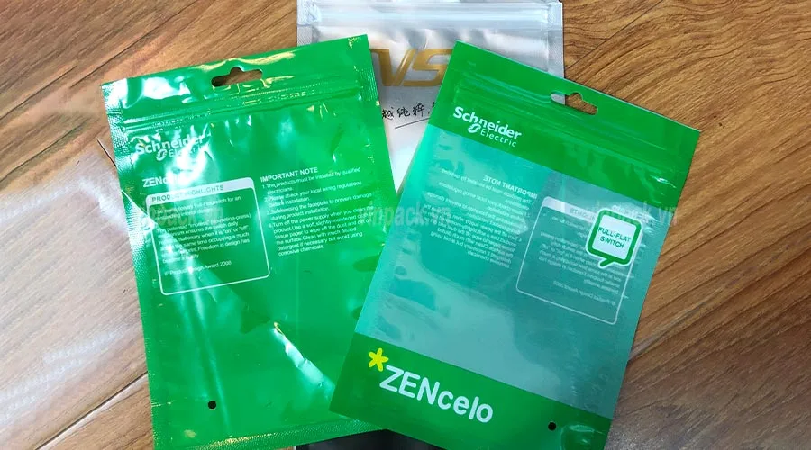 Túi zip 3 biên giúp bảo quản sản phẩm bên trong khỏi các tác nhân gây hại