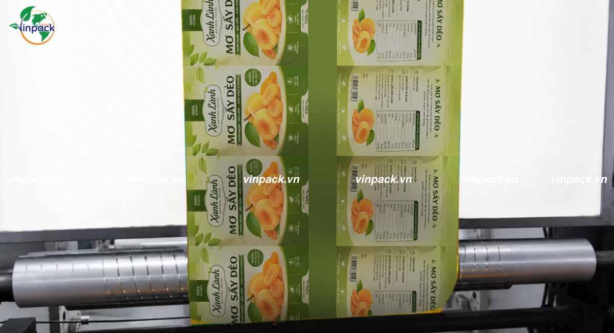 Bao bì mơ sấy in trục đồng tại nhà xưởng Vinpack