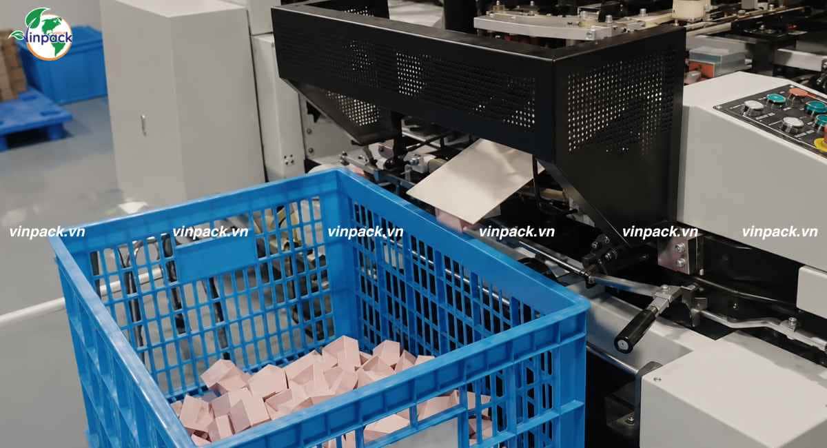 Xưởng sản xuất hộp giấy đựng trang sức số lượng lớn