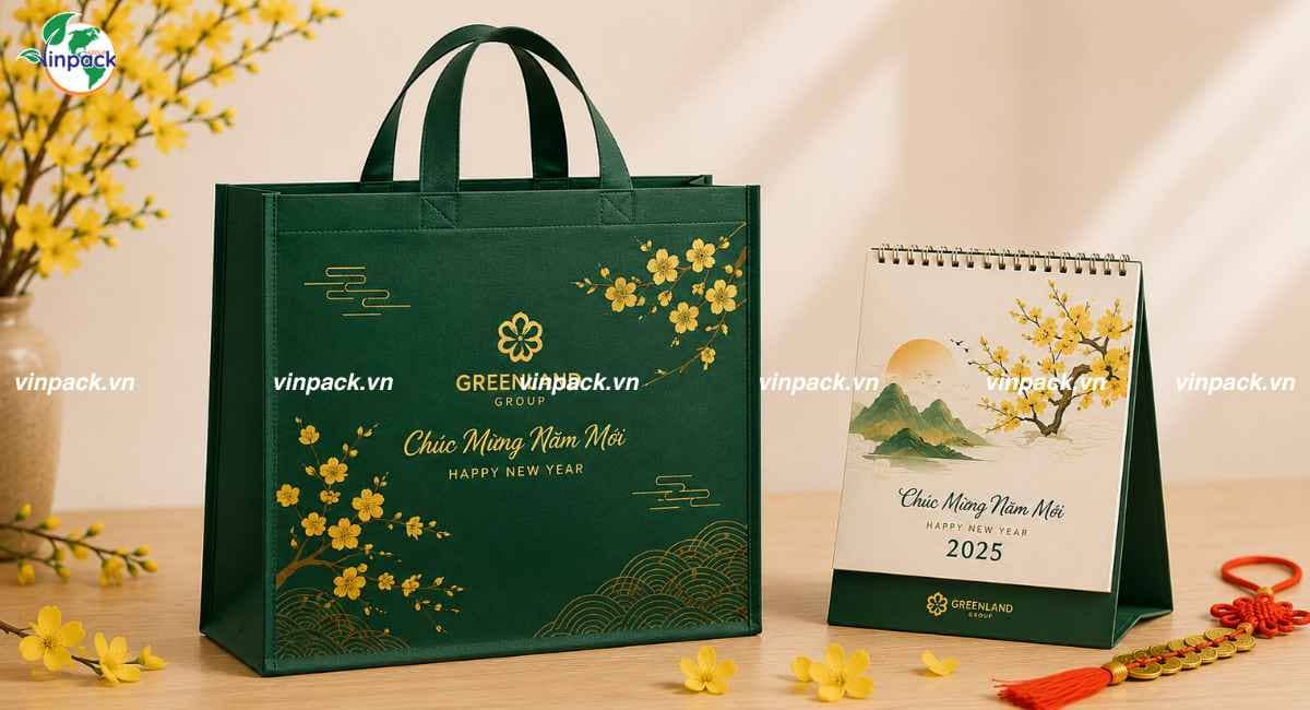 Mẫu túi vỉa không dệt đựng lịch in logo