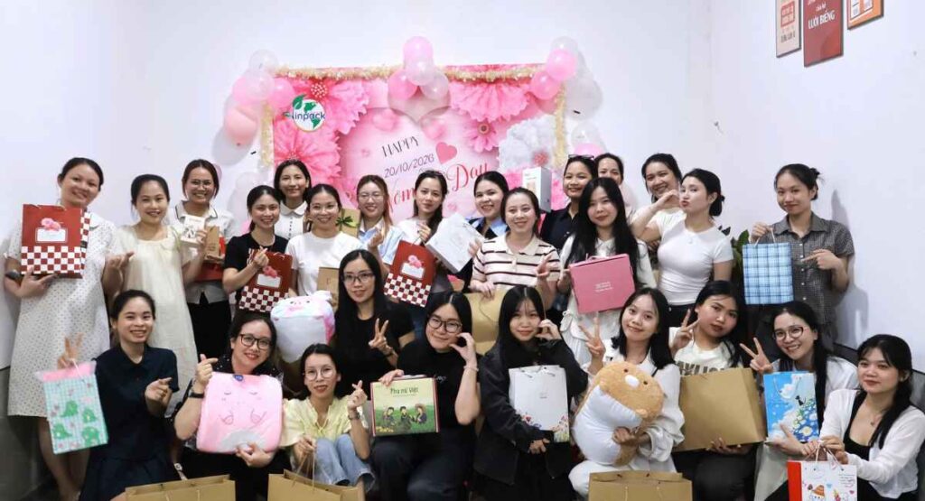Hoạt Động Ngày Phụ Nữ Việt Nam 20/10