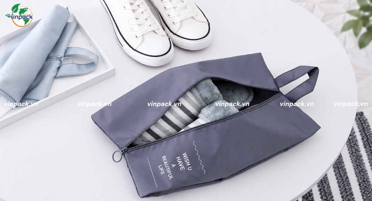 Mẫu túi vải dù đựng giày basic in logo
