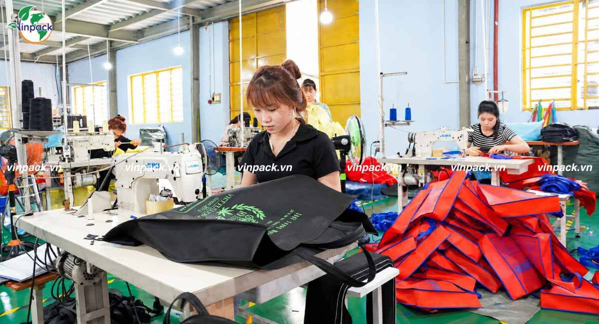 Xưởng sản xuất túi vải linen nha khoa